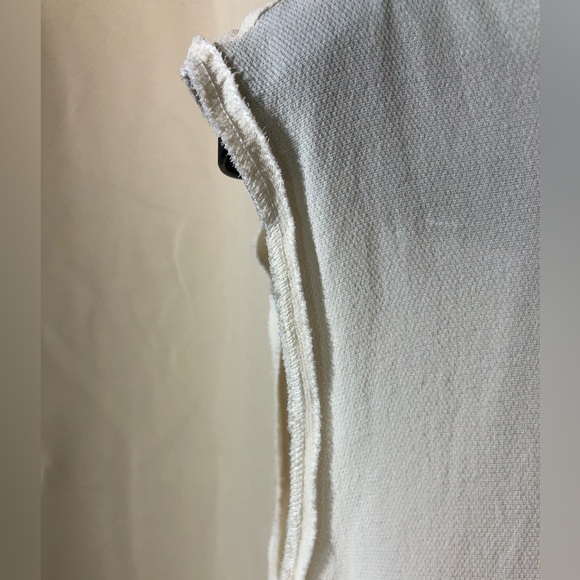 🔥Giorgio Armani🔥 Vintage Silk Tank - Picture 3 of 11